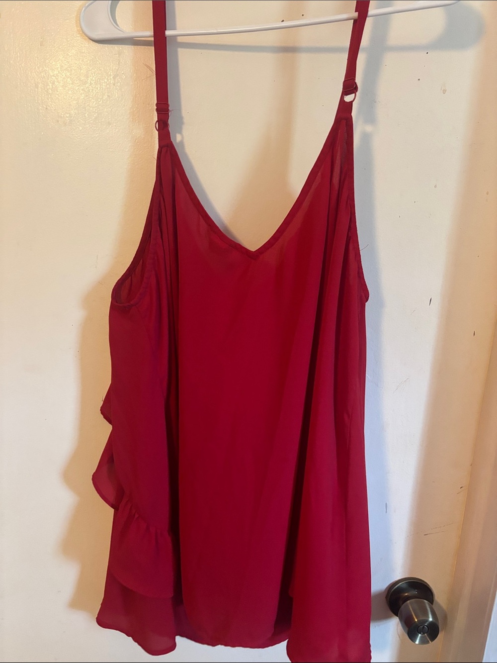 torrid Raspberry Red Ruffle V-Neck Spaghetti Strap Camisole - Picture 4 of 4